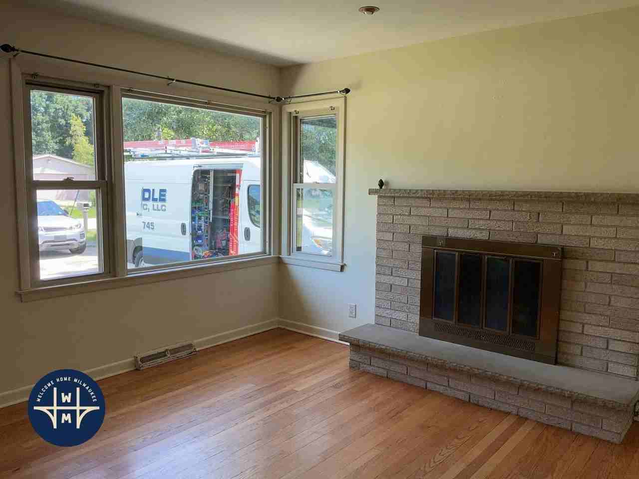 5209 83rd St - Photo 2 of 14