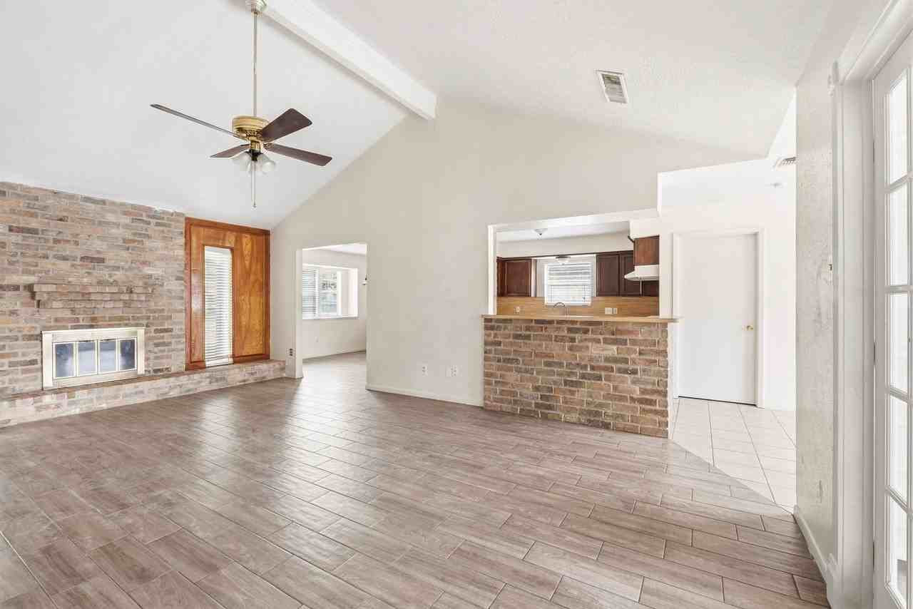 1142 Red Rock Canyon Dr - Photo 6 of 25