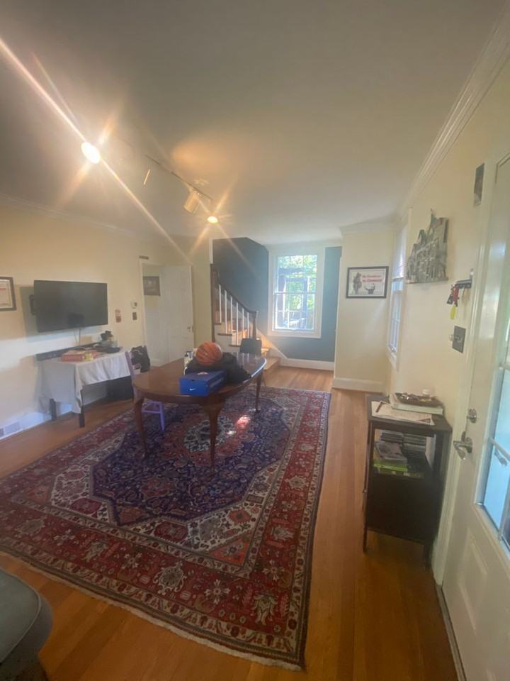 3908 Patterson Ave - Photo 4 of 21