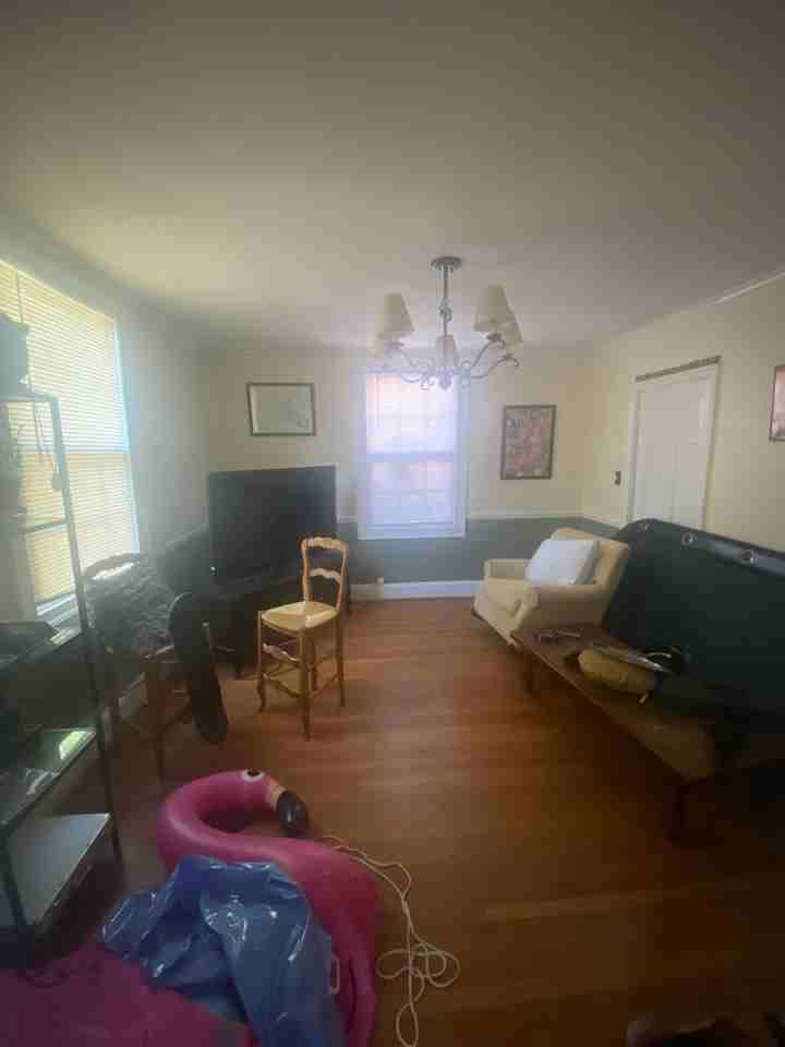 3908 Patterson Ave - Photo 7 of 21