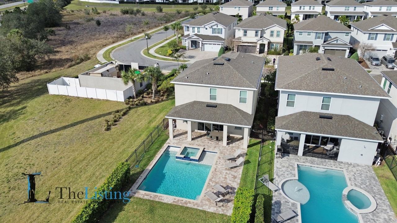 7755 Westland Dr - Photo 4 of 36