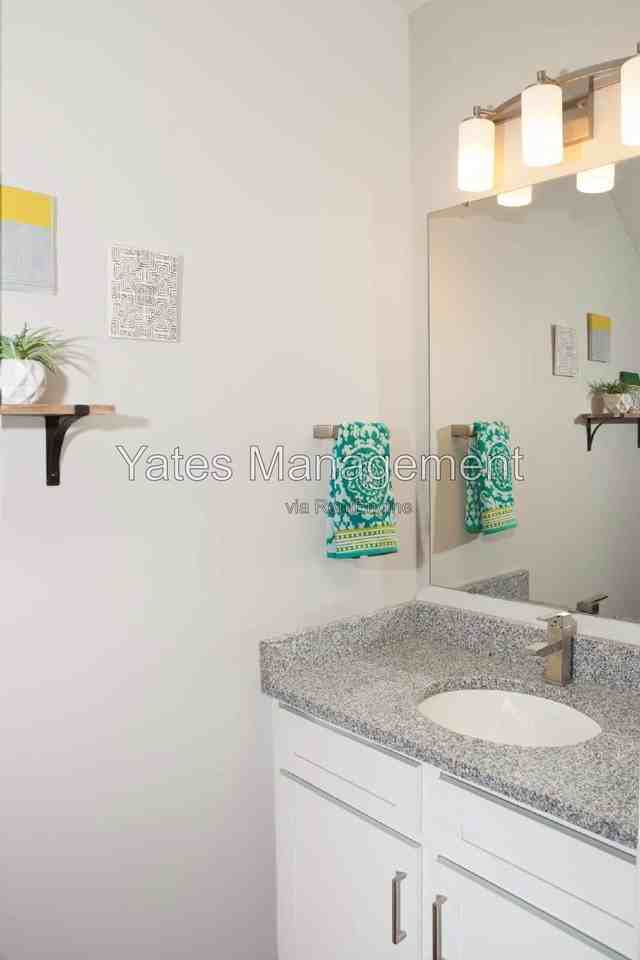 110 Colonial Dr - Photo 3 of 25
