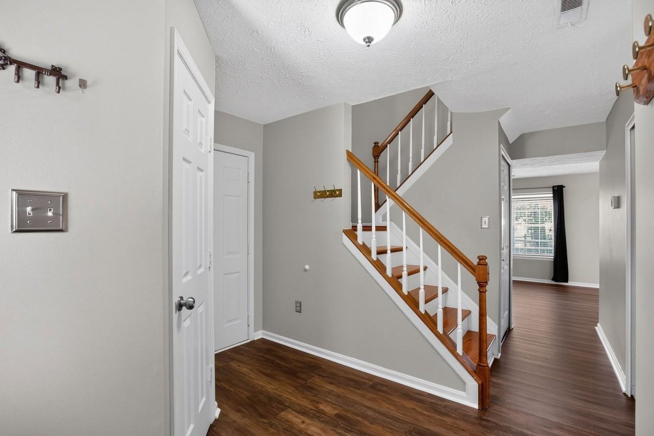 6003 Bobcat Ct - Photo 2 of 17