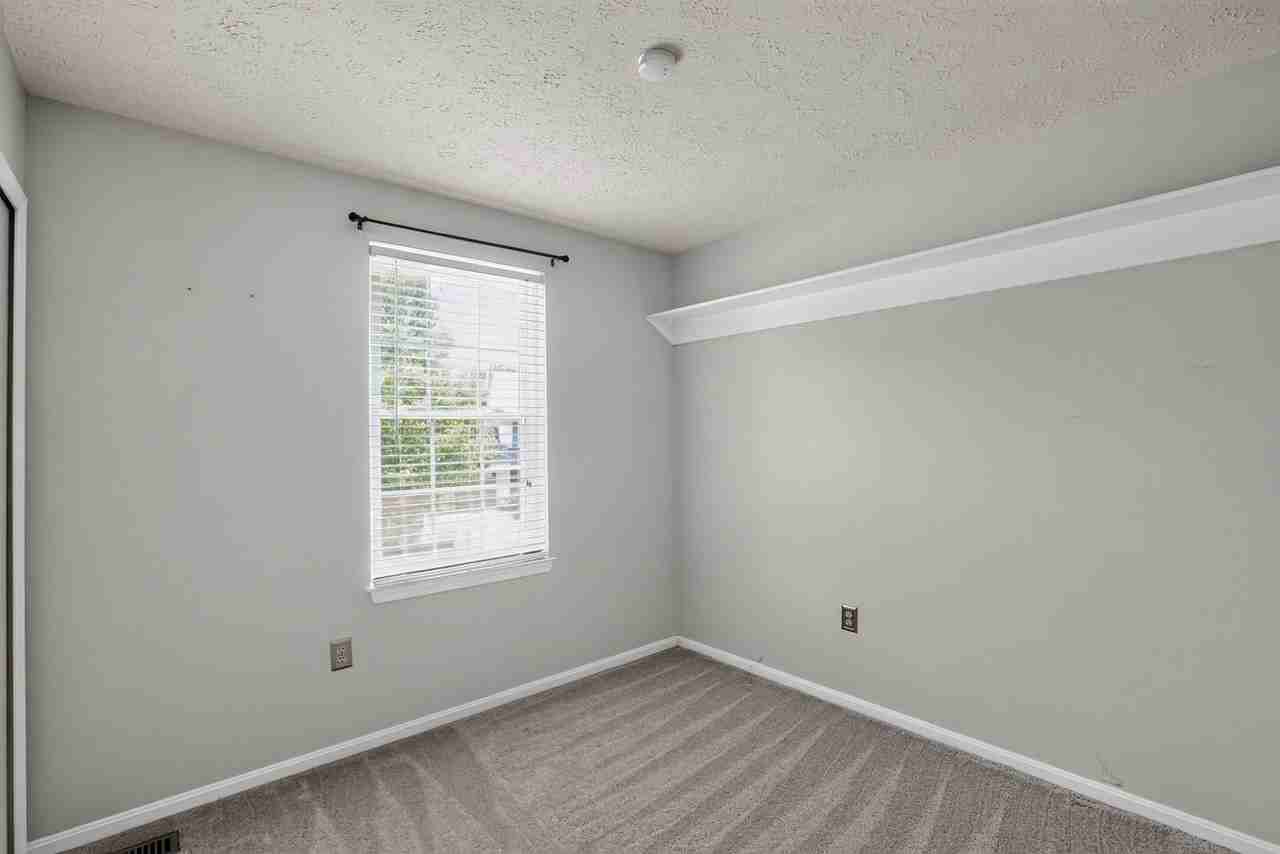 6003 Bobcat Ct - Photo 6 of 17