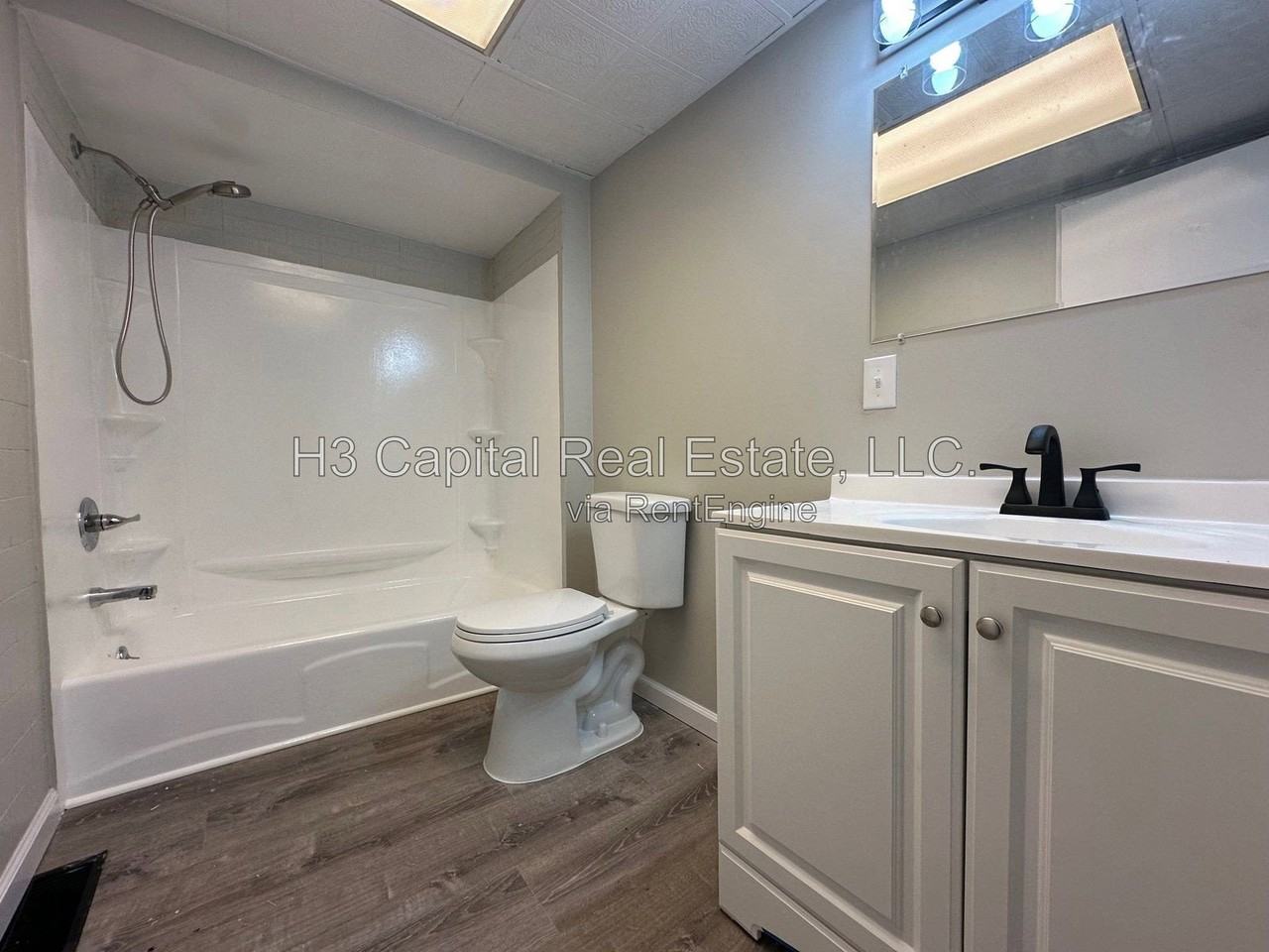 7253 Town Hall Rd - Photo 4 of 10