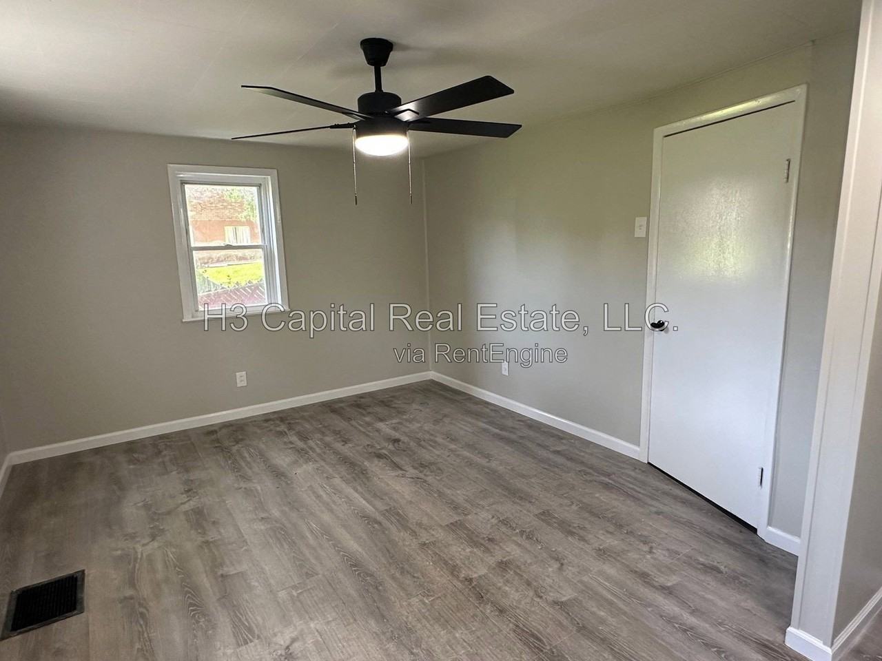 7253 Town Hall Rd - Photo 7 of 10