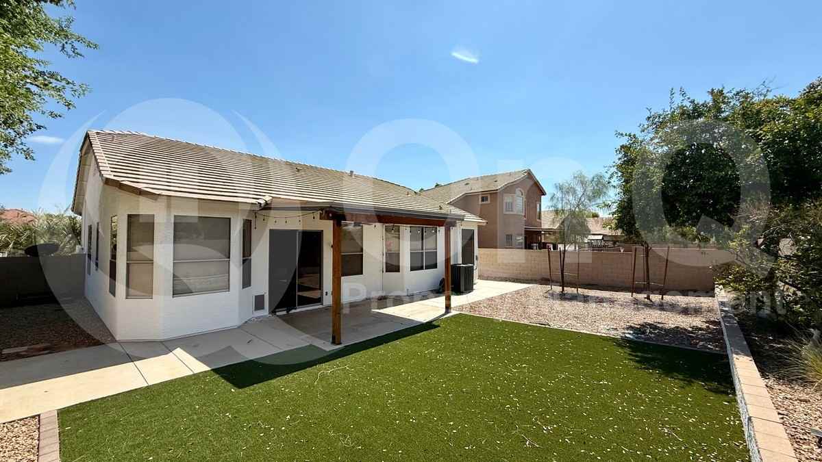 3890 E Juanita Ave - Photo 4 of 24