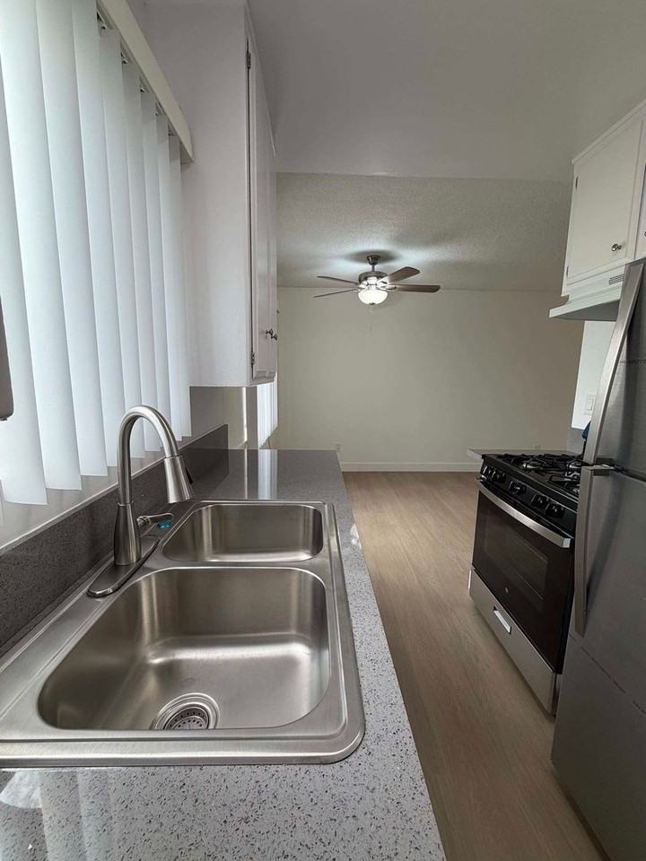 3822 Baldwin Ave #17 - Photo 5 of 13
