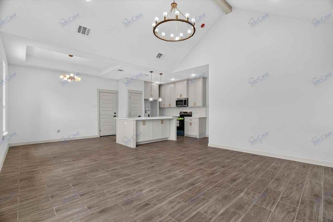 5849 Black Pine Cir - Photo 5 of 23