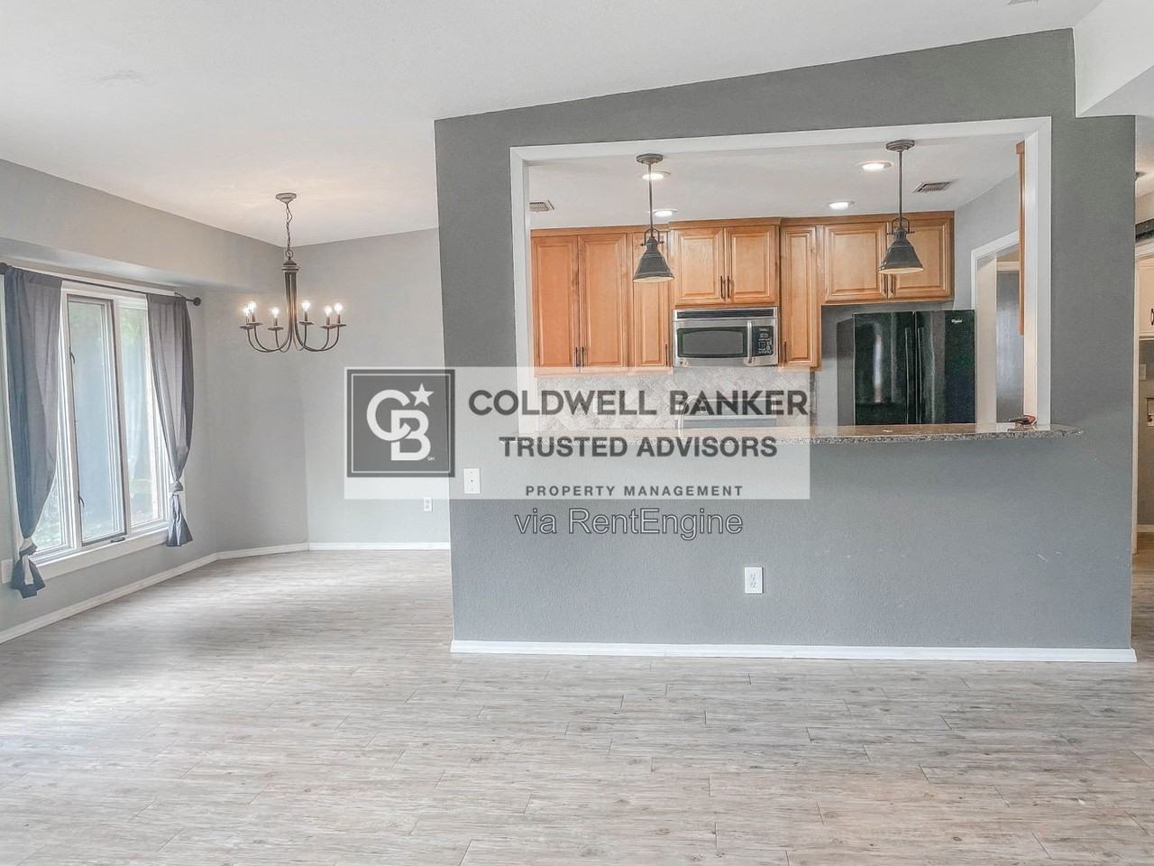 2609 74th Pl - Photo 5 of 18