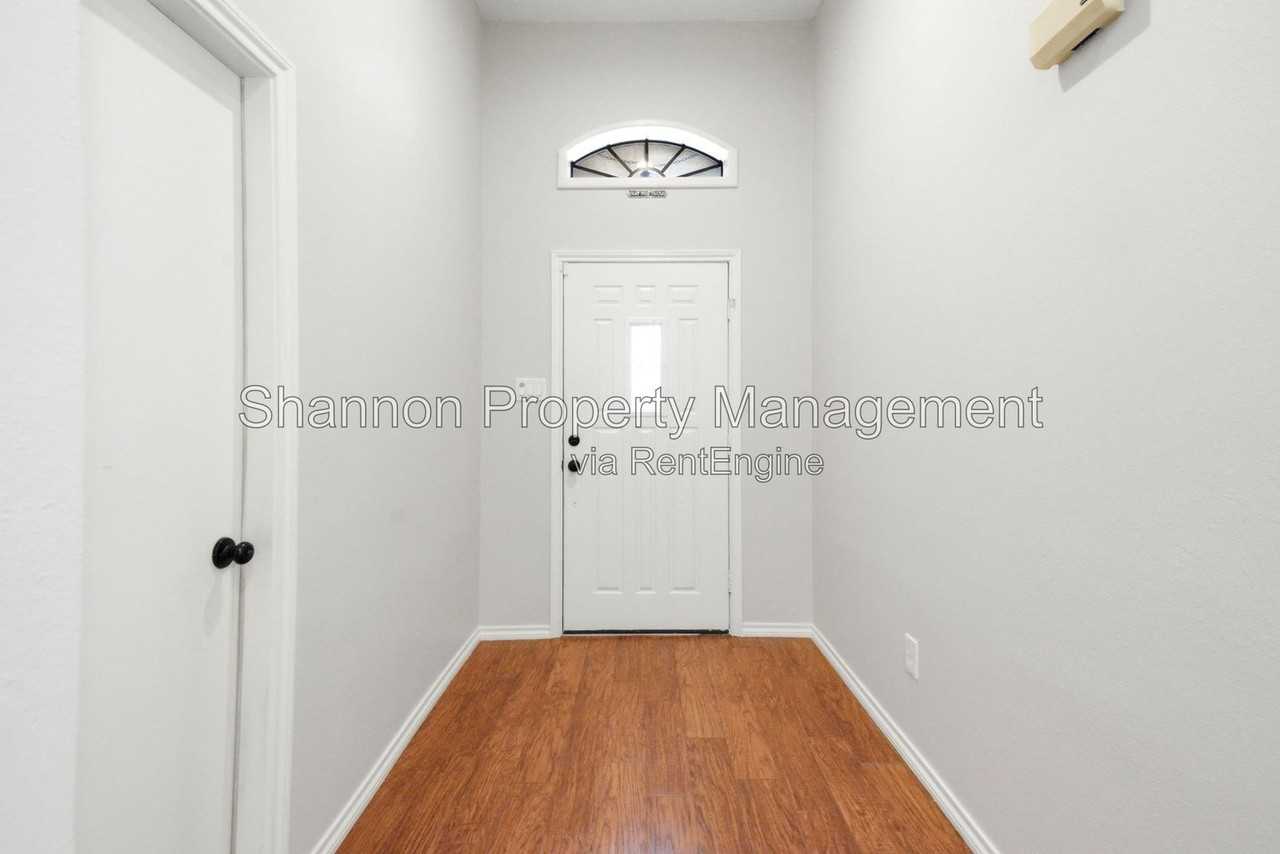 7239 N Hearthstone Green Dr - Photo 3 of 36