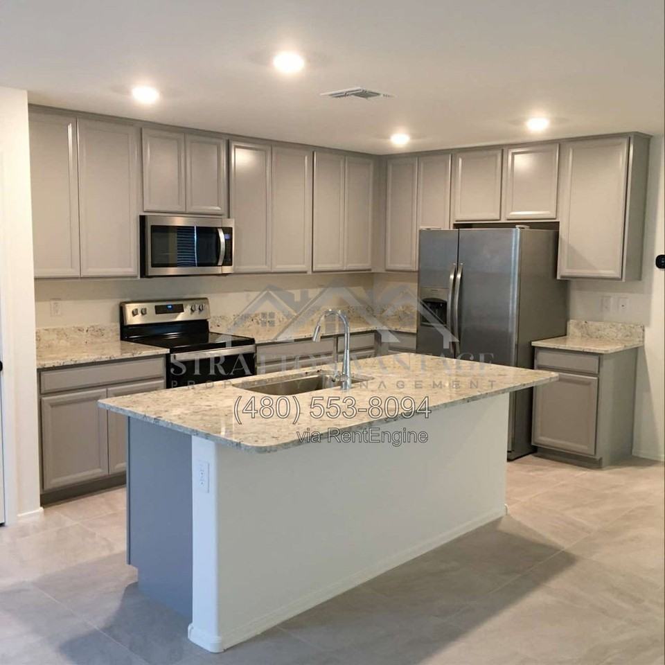 229 N 13th Pl - Photo 3 of 11