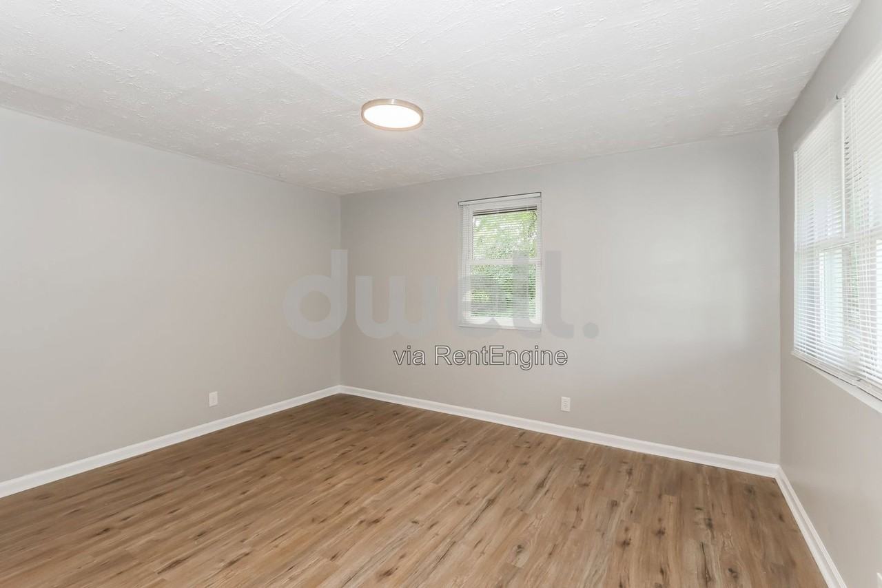 2508 South St - Photo 3 of 15