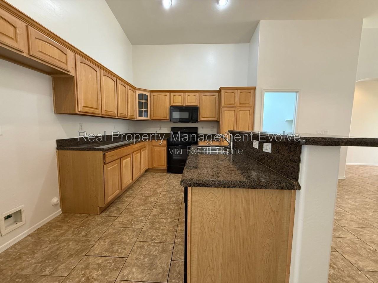 4417 W St Kateri Dr - Photo 7 of 32