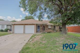 1041 Sw 2nd St - Photo 1 of 1