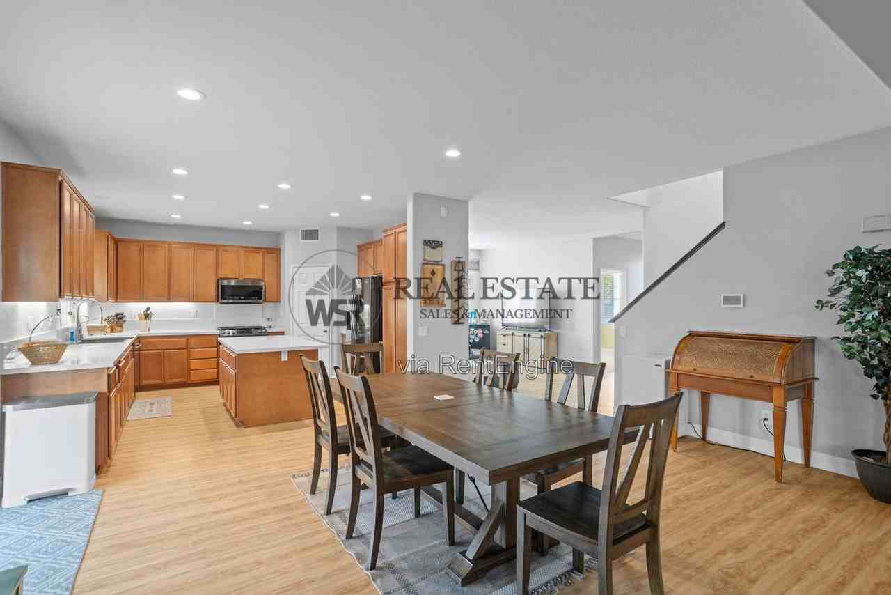 16704 Fox Trot Ln - Photo 7 of 33