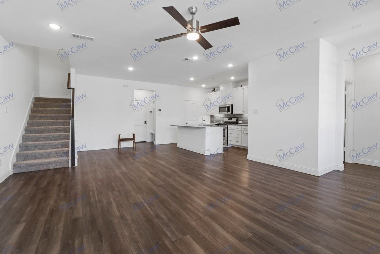 15878 Yellow Elder Rd - Photo 5 of 20