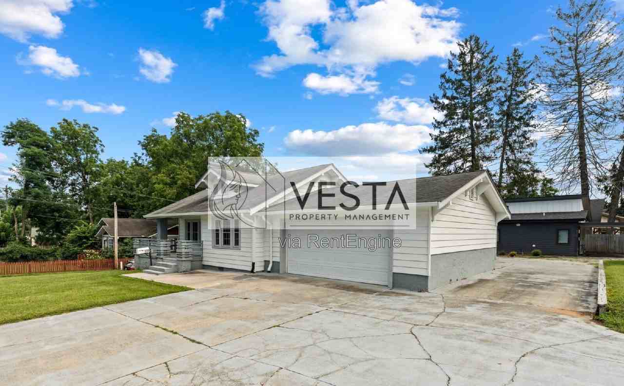 535 Fairview Rd - Photo 2 of 29