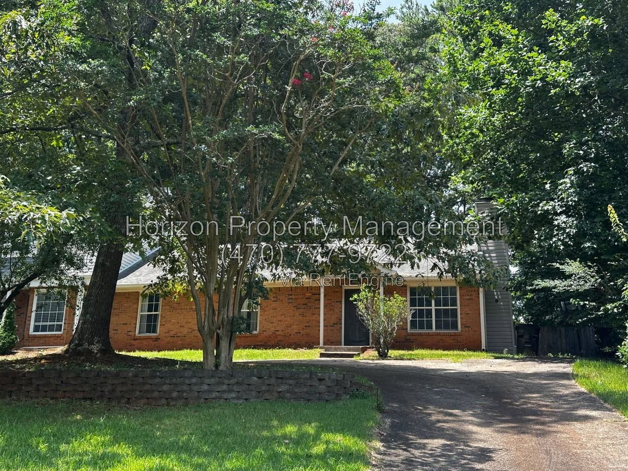 4925 Farmstead Ct Ne - Photo 2 of 21
