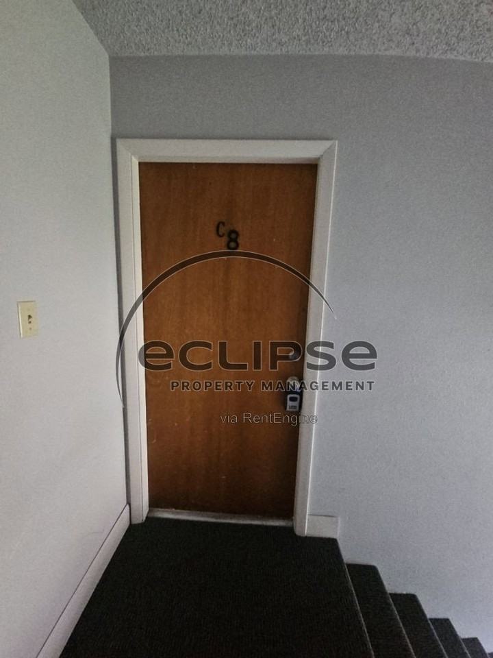 502 Bell Ct #C8 - Photo 2 of 17