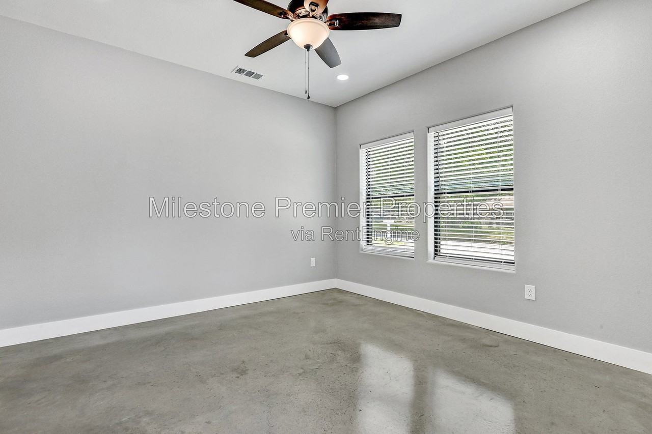 1323 S 5th Ave - Photo 6 of 27
