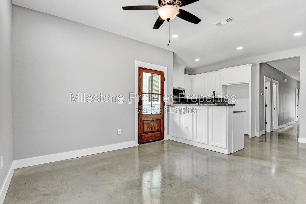 1323 S 5th Ave - Photo 7 of 27