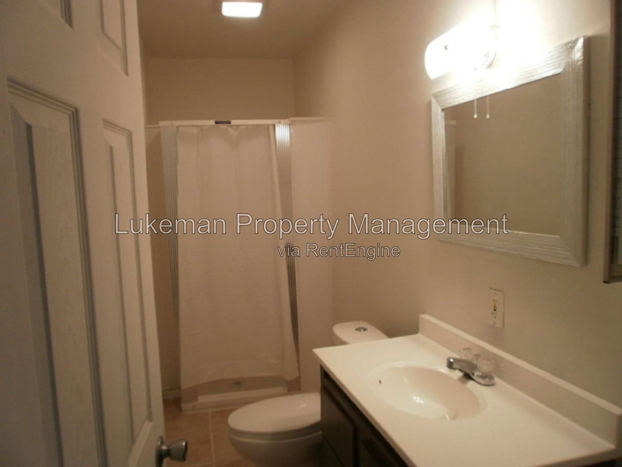 932 S Park St #930-2 - Photo 2 of 12