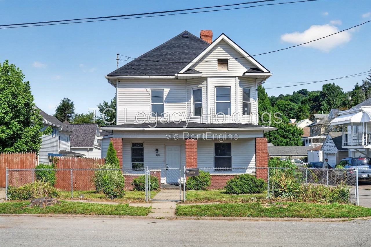 890 Traction St