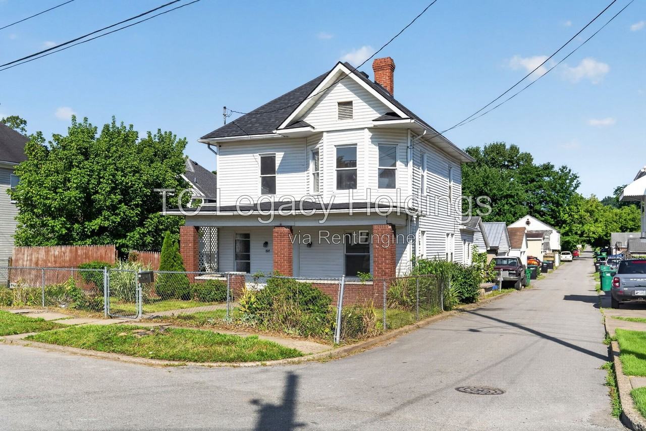 890 Traction St - Photo 2 of 34