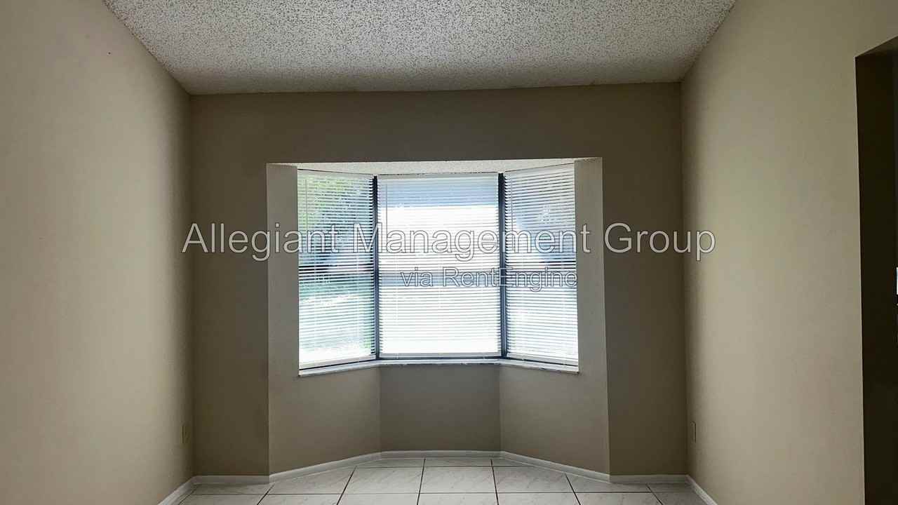 7107 Blair Dr - Photo 3 of 28