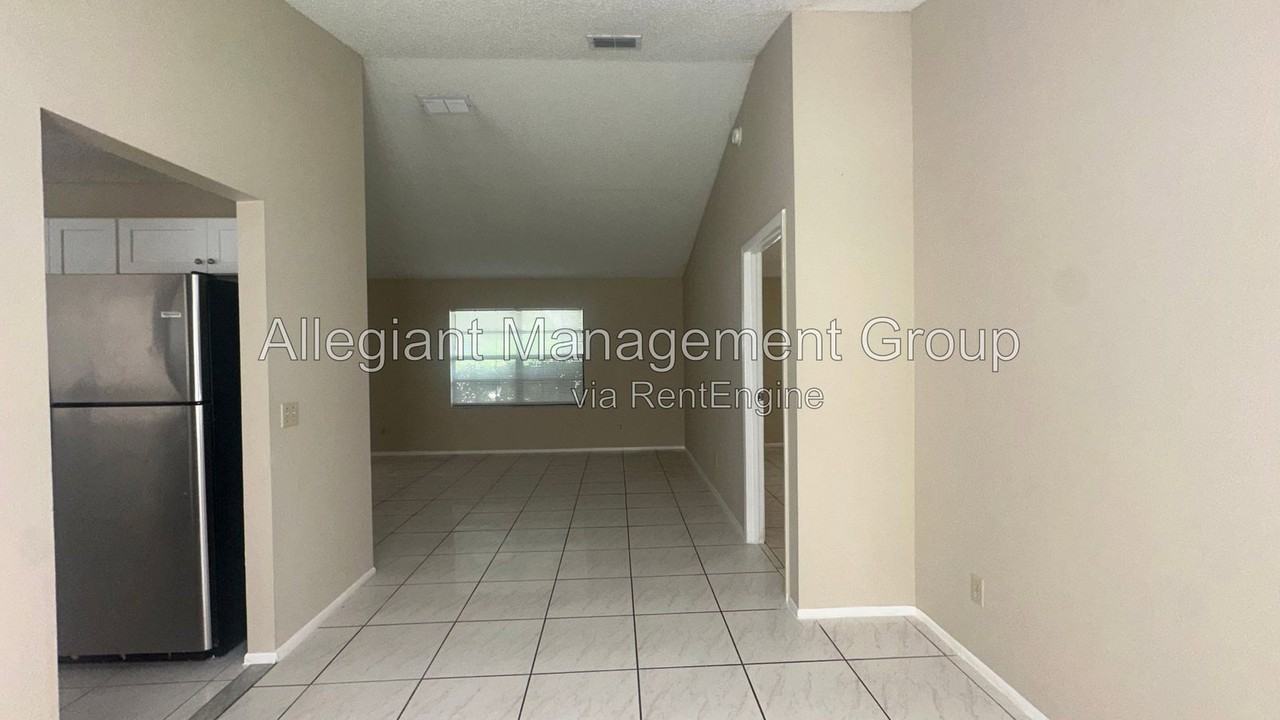 7107 Blair Dr - Photo 6 of 28