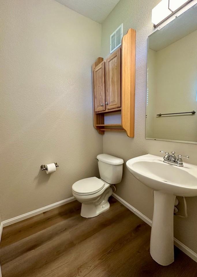 8365 E 22nd Ave - Photo 7 of 24