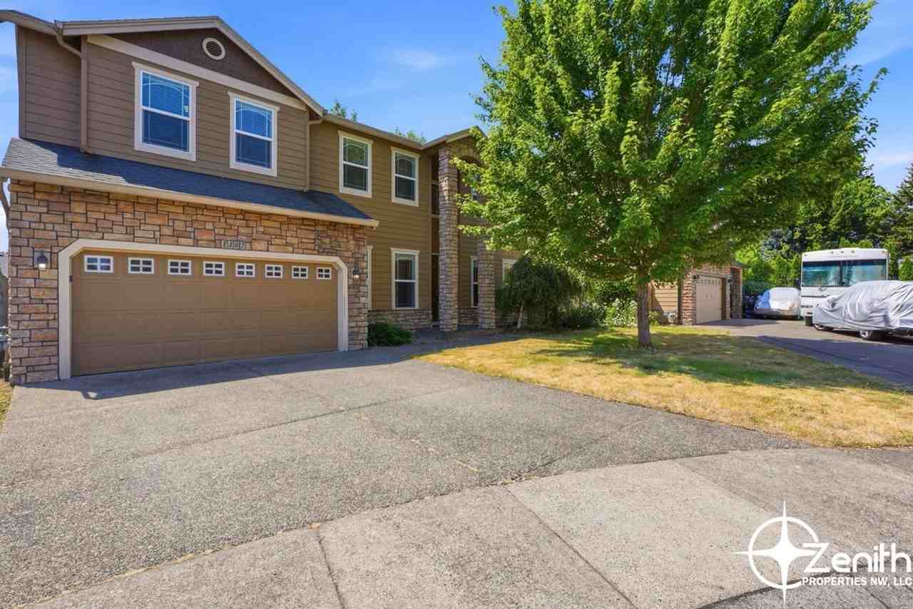 1107 Ne 127th St - Photo 2 of 48