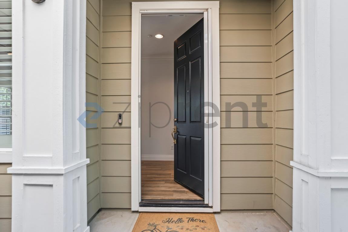 741 Tennyson Dr - Photo 4 of 29