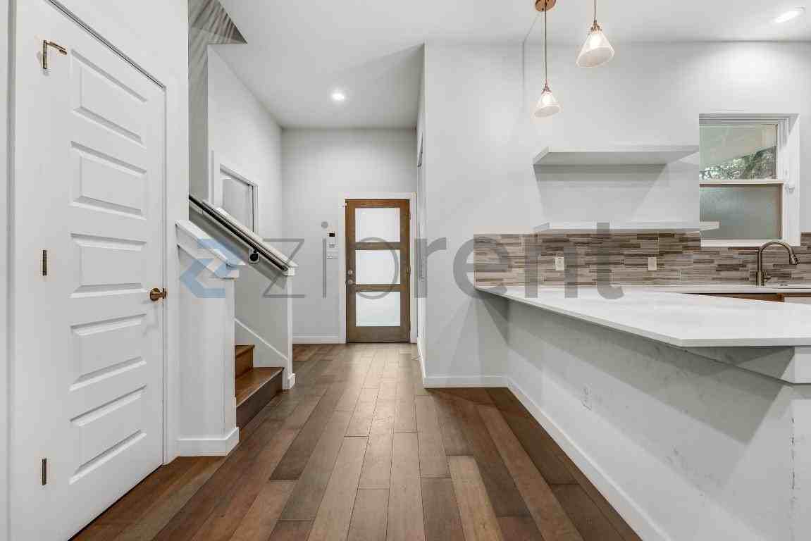 6406 Santos St #A - Photo 7 of 21