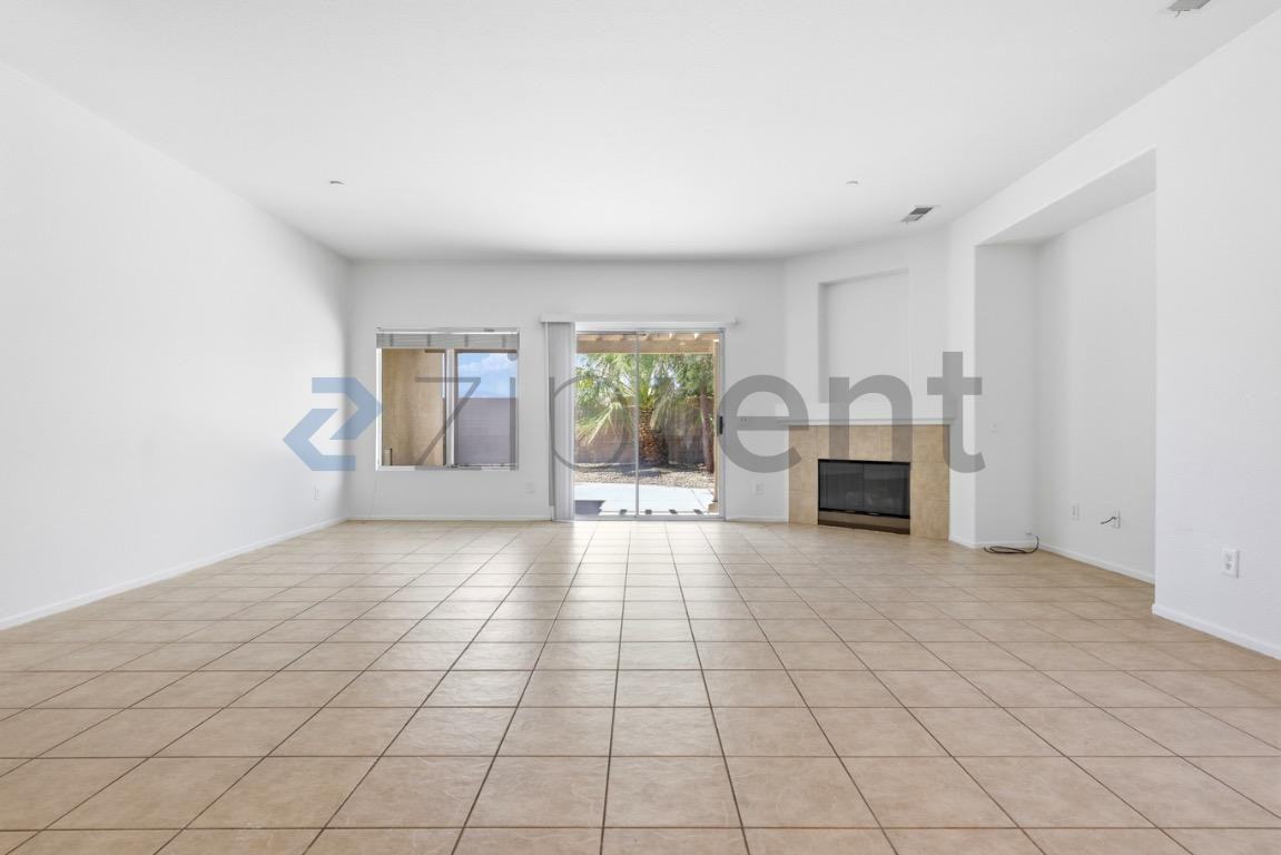 785 Ventana Rdg - Photo 2 of 21