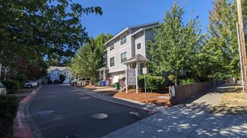 featured image of 16906 Ne Halsey St