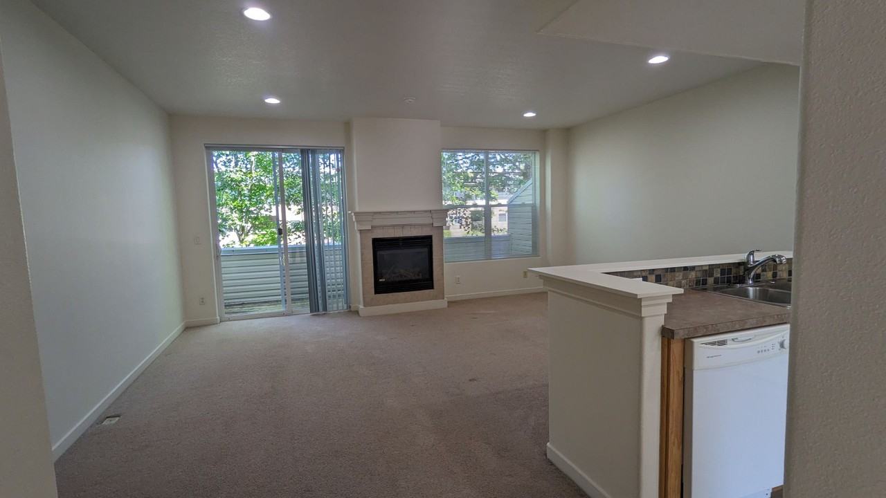 Halsey East Townhomes - Photo 3 of 50