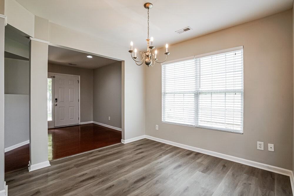3783 Burtons Barn St - Photo 7 of 17