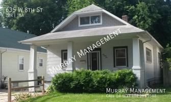 featured image of 635 W 8th St