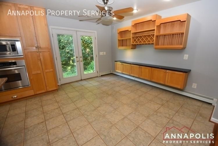 127 Riverview Ave - Photo 5 of 29