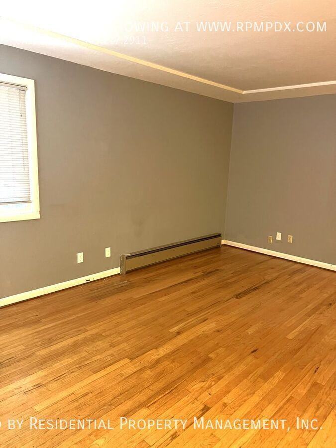 5231 Ne Hassalo St - Photo 7 of 48