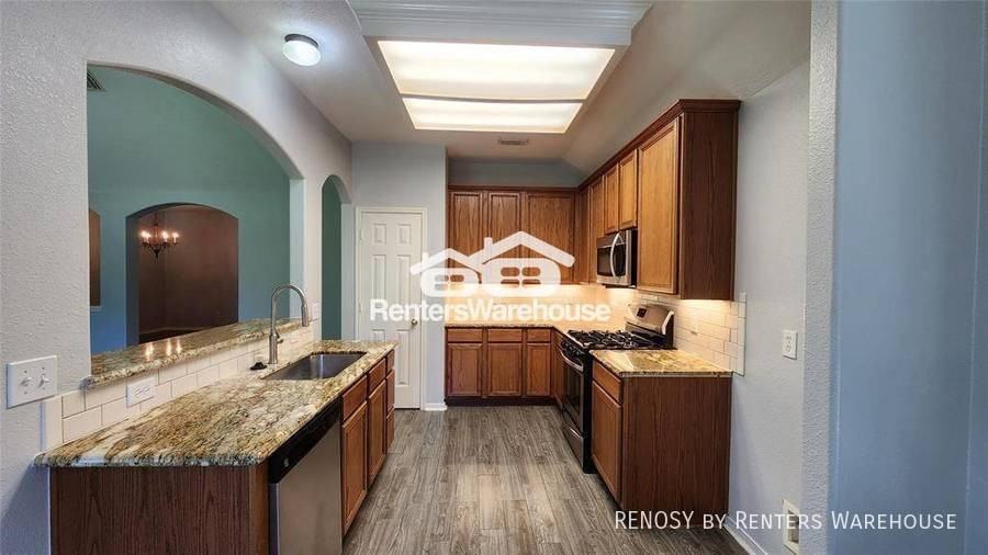 11902 White Water Bay Dr - Photo 5 of 24