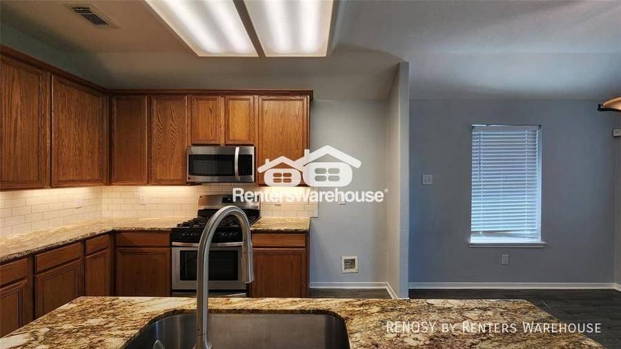 11902 White Water Bay Dr - Photo 6 of 24