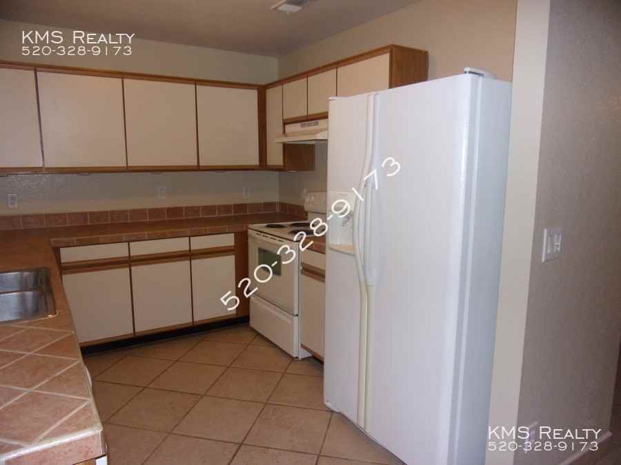 1900 W Nava Dr - Photo 6 of 25