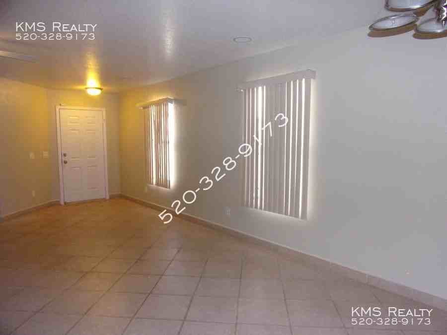 1900 W Nava Dr - Photo 7 of 25