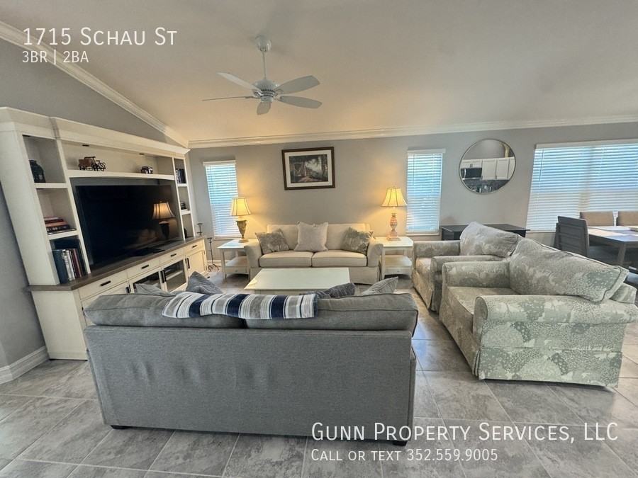 1715 Schau St - Photo 4 of 24