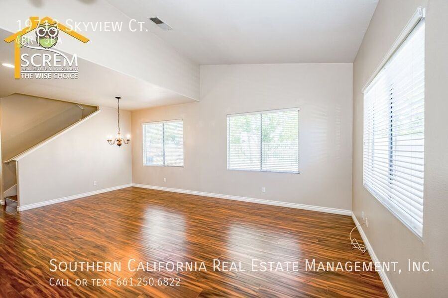 19713 Skyview Ct - Photo 3 of 31