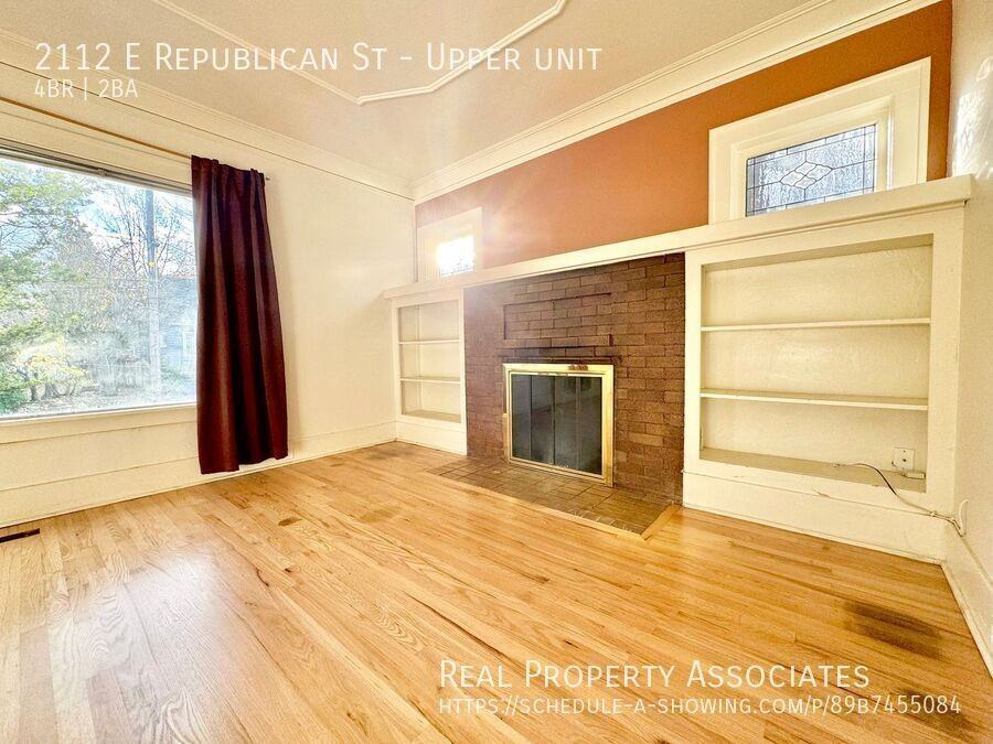 2112 E Republican St - Photo 4 of 30