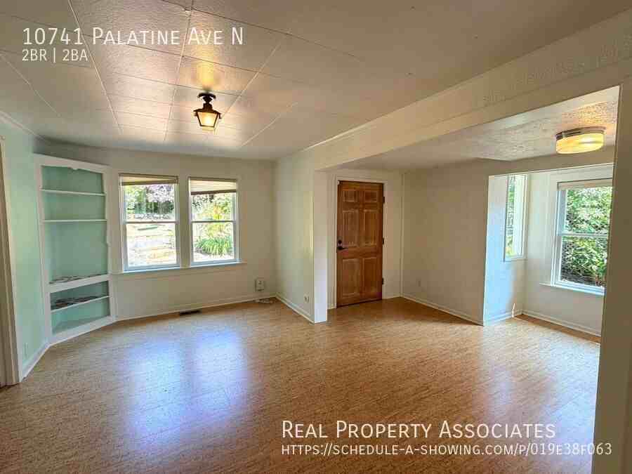 10741 Palatine Ave N - Photo 6 of 14
